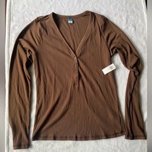 Old Navy Ribbed Brown Long Sleeved shirt. Size large/tall. NWT